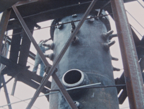 Reactor vessel being shipped